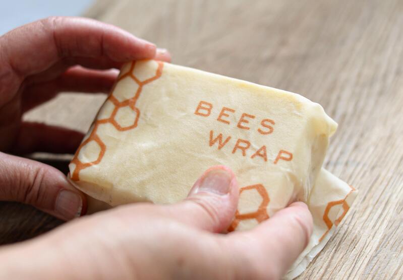 Czym są woskowijki? Poznaj ekologiczną folię spożywczą!