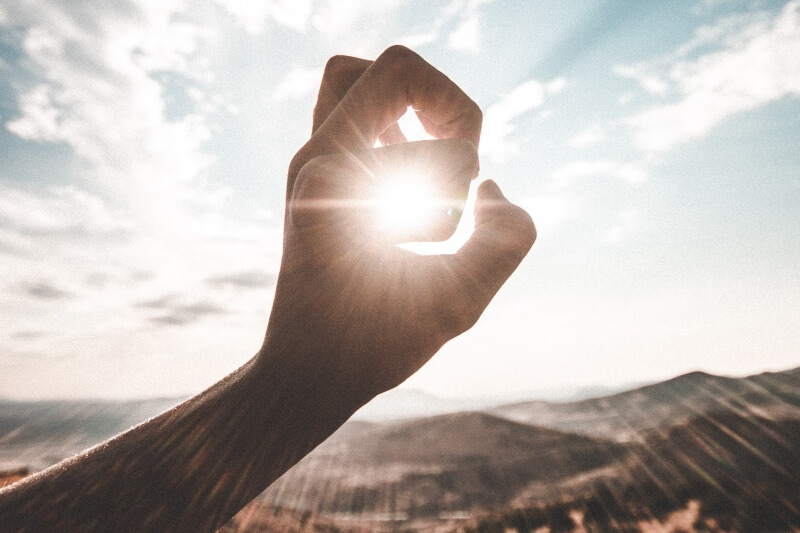 Właściwości i działanie witaminy D, objawy niedoboru i nadmiaru witaminy, dawkowanie