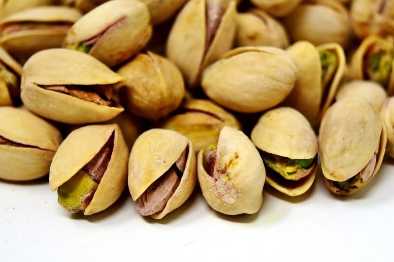 Pistacje – właściwości zdrowotne, kalorie. Dlaczego warto jeść pistacje? 